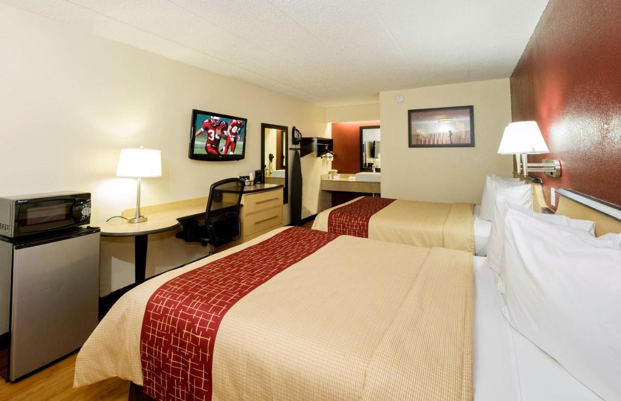 Red Roof Inn Columbus West - Hilliard New Rome Kültér fotó