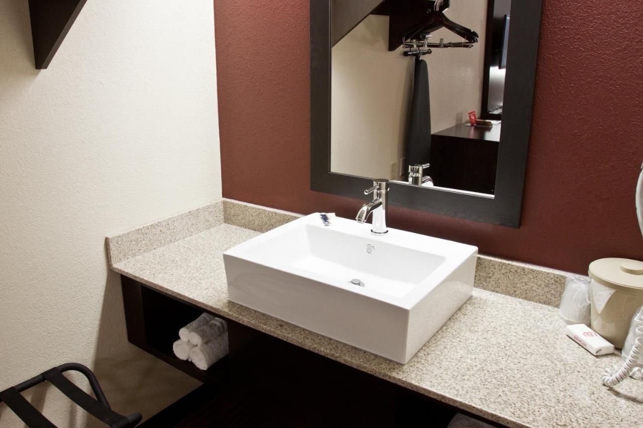 Red Roof Inn Columbus West - Hilliard New Rome Kültér fotó