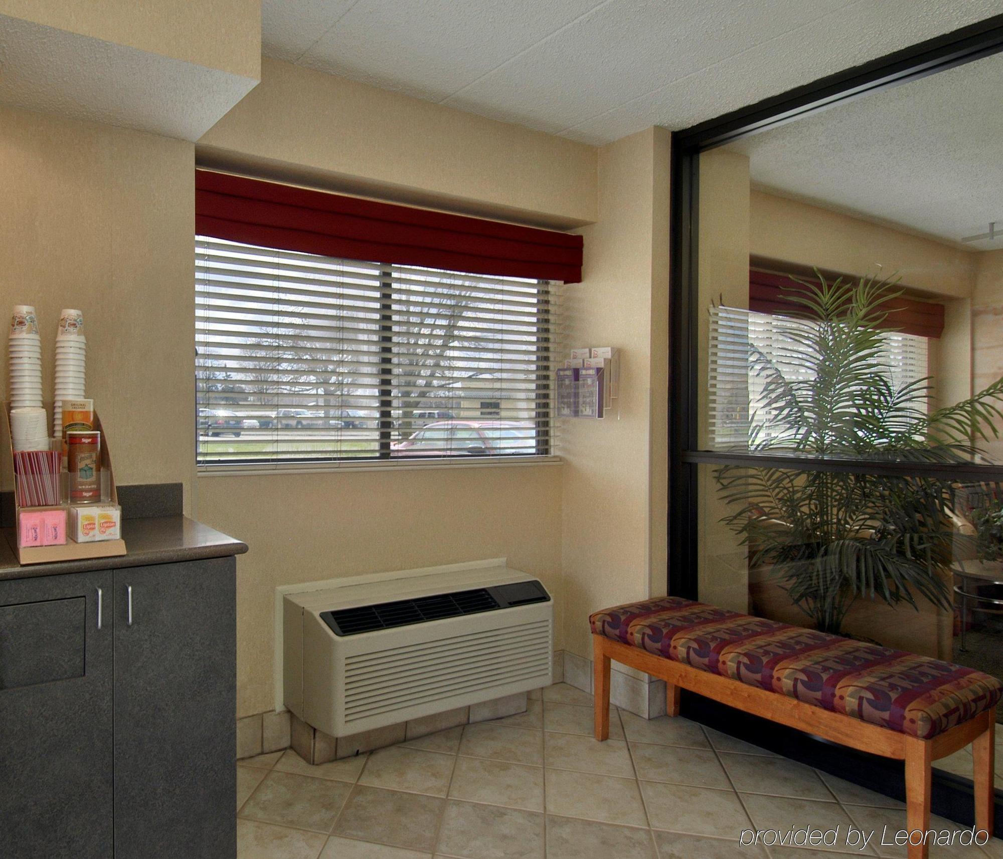 Red Roof Inn Columbus West - Hilliard New Rome Kültér fotó